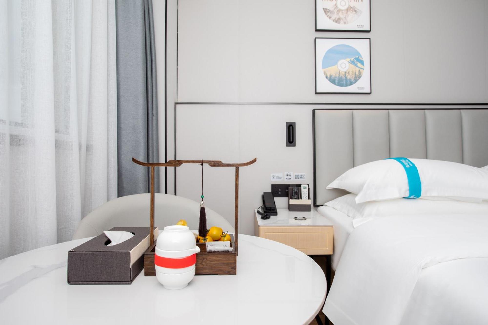 Vx Hotel Shanghai Yixian Road Dabaishu Eksteriør bilde